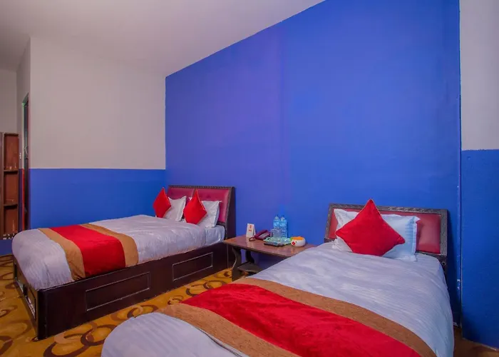 Oyo 266 Grand Stupa Hotel 3*