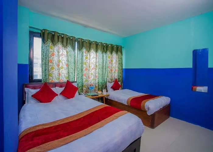 Oyo 266 Grand Stupa Hotel 3*